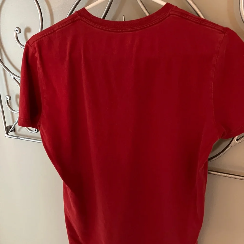 Small Men’s Red Distressed American Eagke NYS shirt. - Picture 2 of 7
